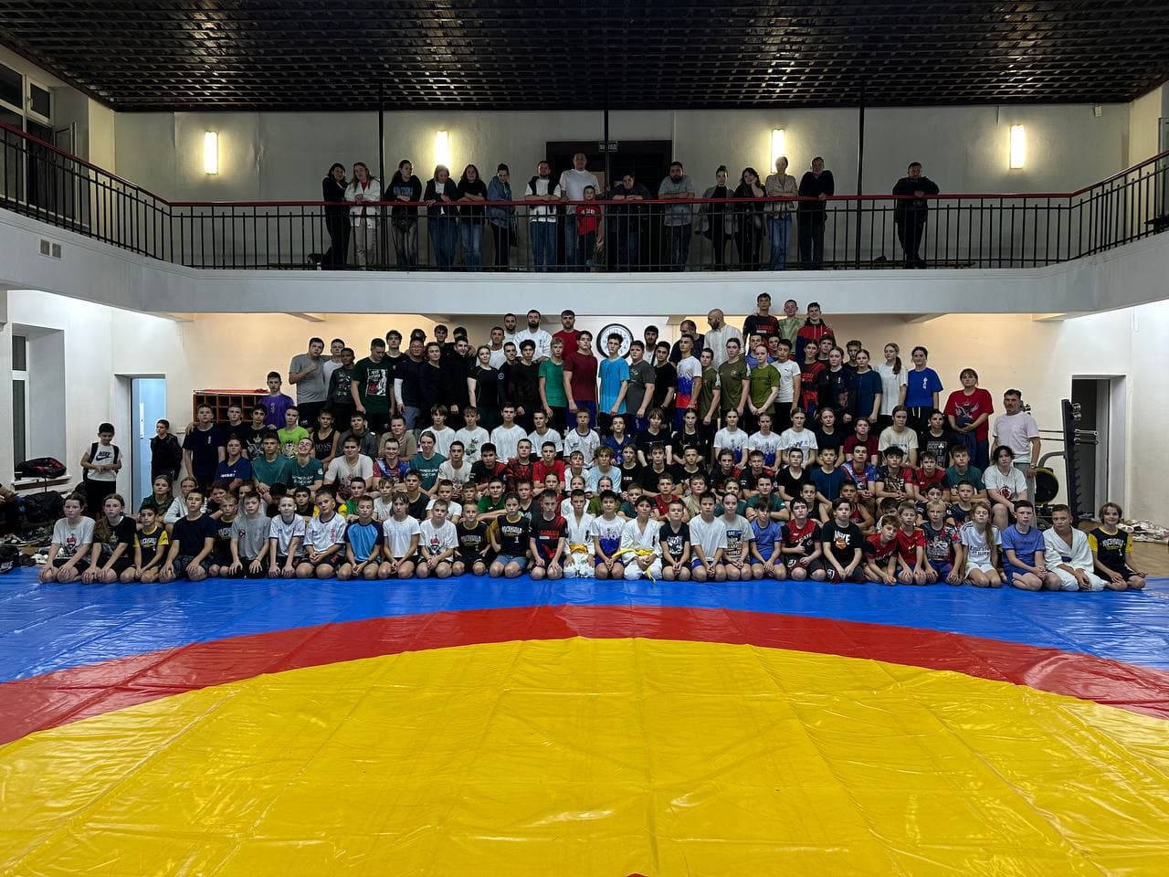 Крупная спарринговая тренировка по киокушину карате прошла в Центре единоборств "Москворечье"