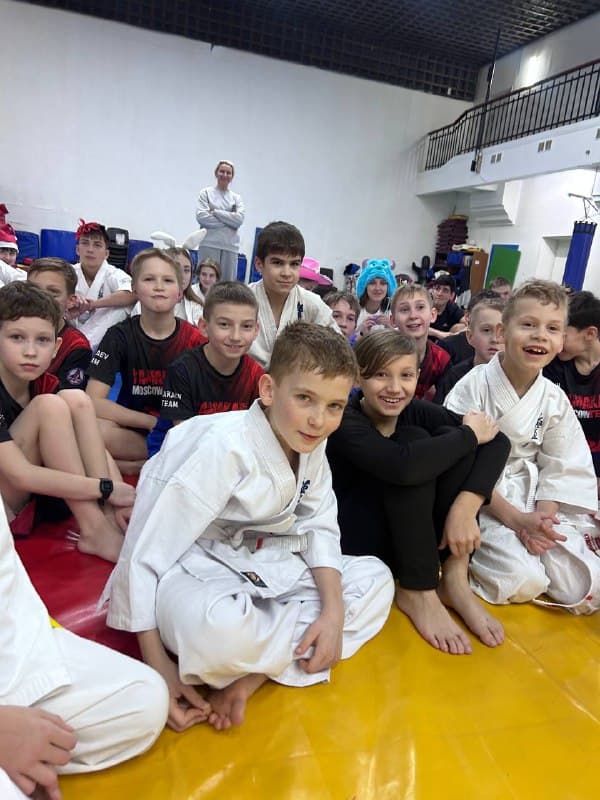 Заключительная новогодняя тренировка в СК «Ямакаси»: Праздник Спорта и Творчества в Москве